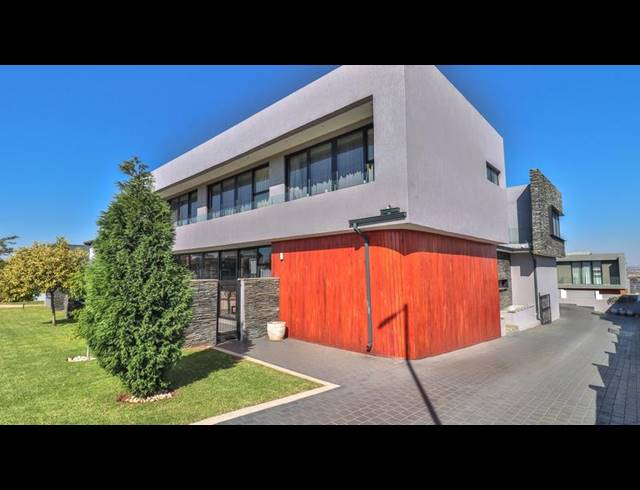 5 BEDROOM HOUSE FOR SALE IN MIDSTREAM RIDGE